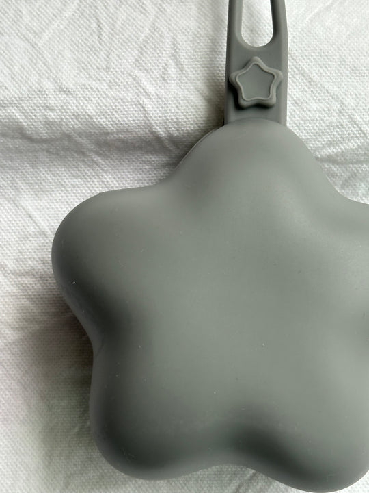 ESTUCHE CHUPÓN GRIS