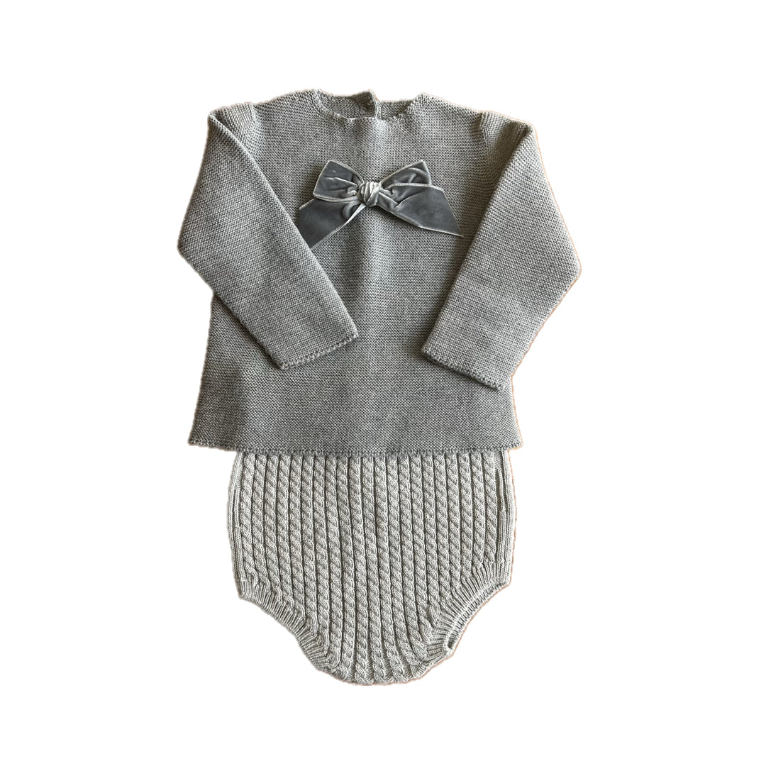 Conjunto Moño Gris